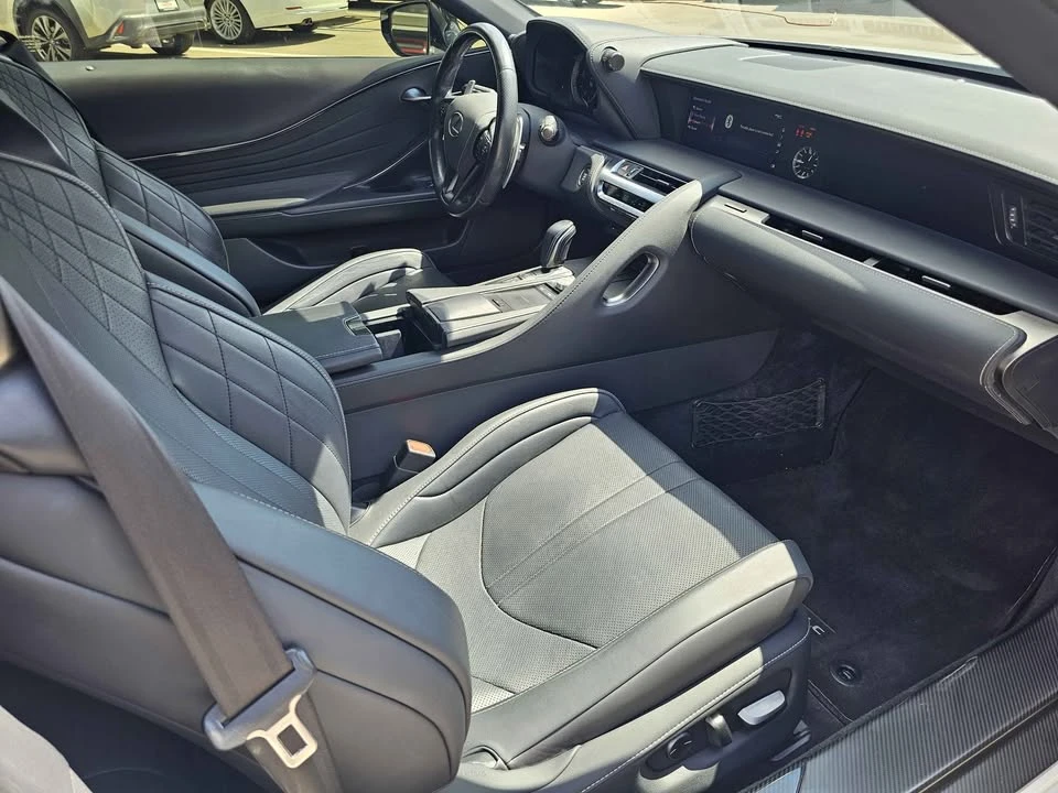 2021 Lexus LC - Image 4 of 11