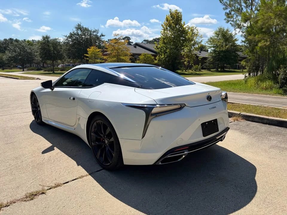 2021 Lexus LC - Image 5 of 16