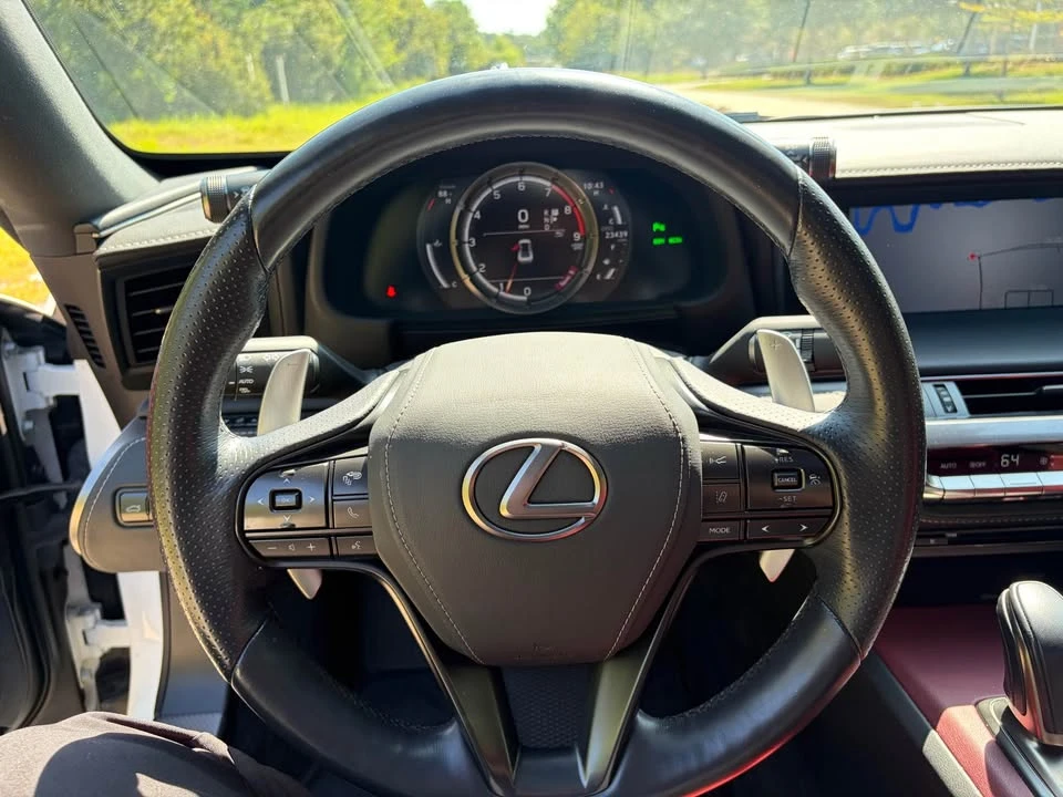 2021 Lexus LC - Image 11 of 16