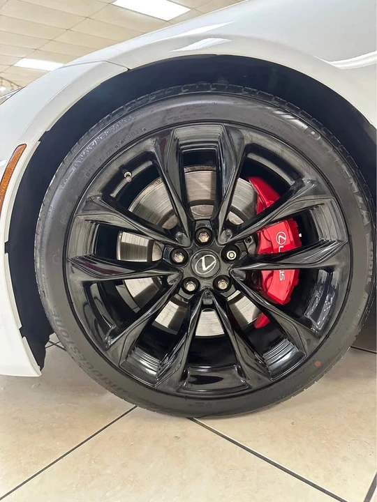 2021 Lexus LC - Image 9 of 12