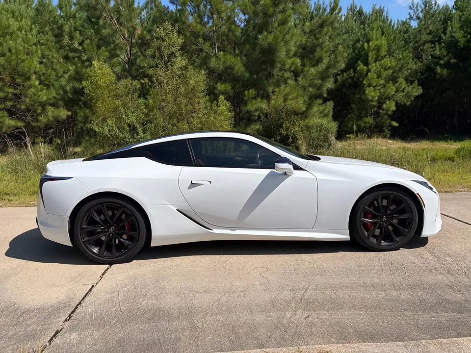 2021 Lexus LC - Image 8 of 16