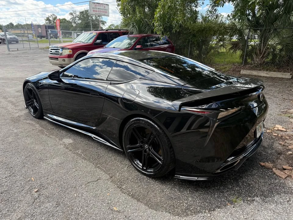 2021 Lexus LC - Image 12 of 16