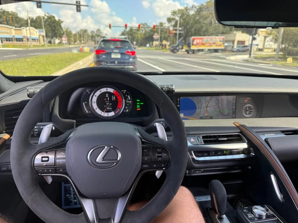 2021 Lexus LC - Image 13 of 16