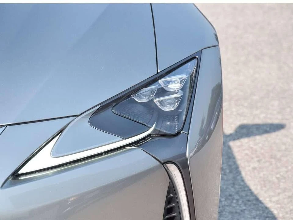 2021 Lexus LC - Image 8 of 20