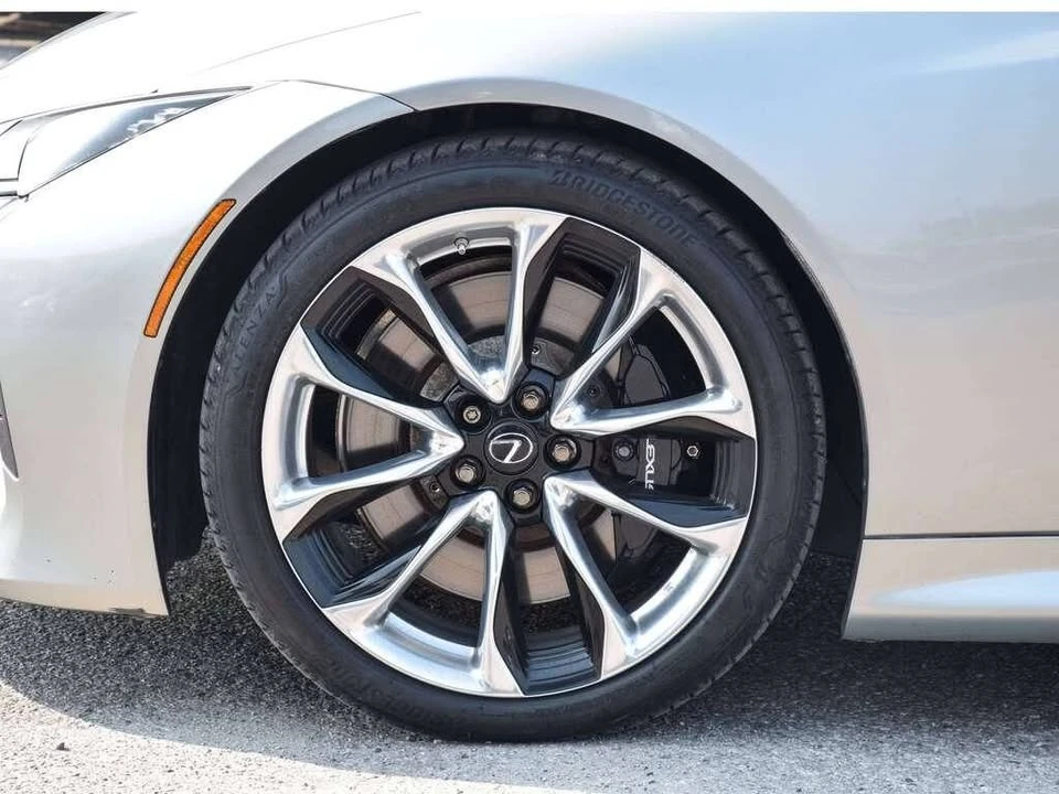 2021 Lexus LC - Image 9 of 20