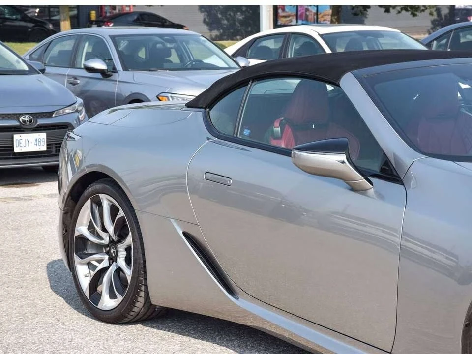 2021 Lexus LC - Image 11 of 20