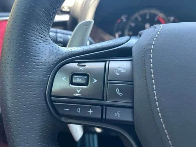 2021 Lexus LC - Image 17 of 19