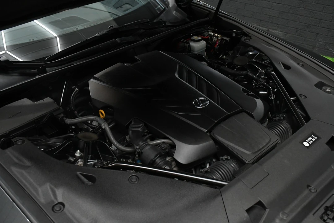 2021 Lexus LC - Image 12 of 21
