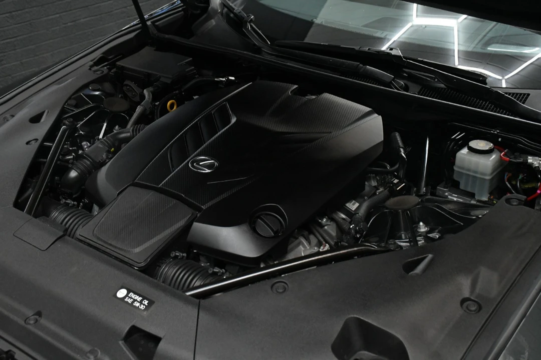 2021 Lexus LC - Image 13 of 21