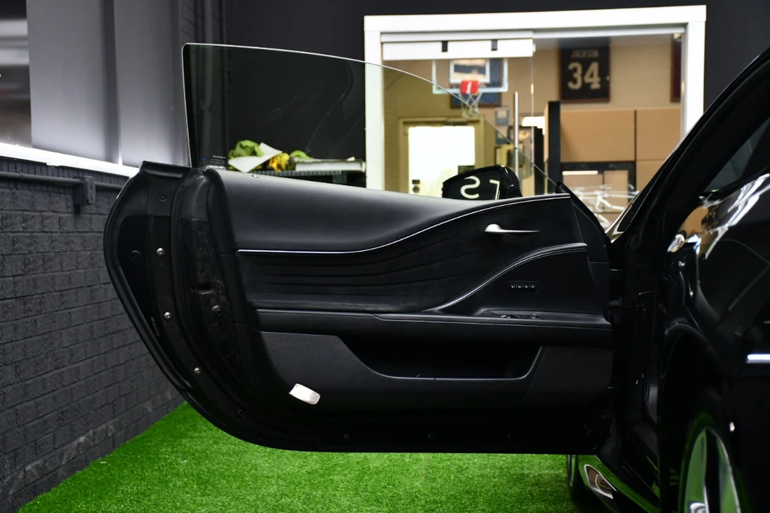 2021 Lexus LC - Image 16 of 21