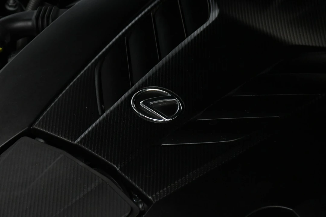 2021 Lexus LC - Image 14 of 21