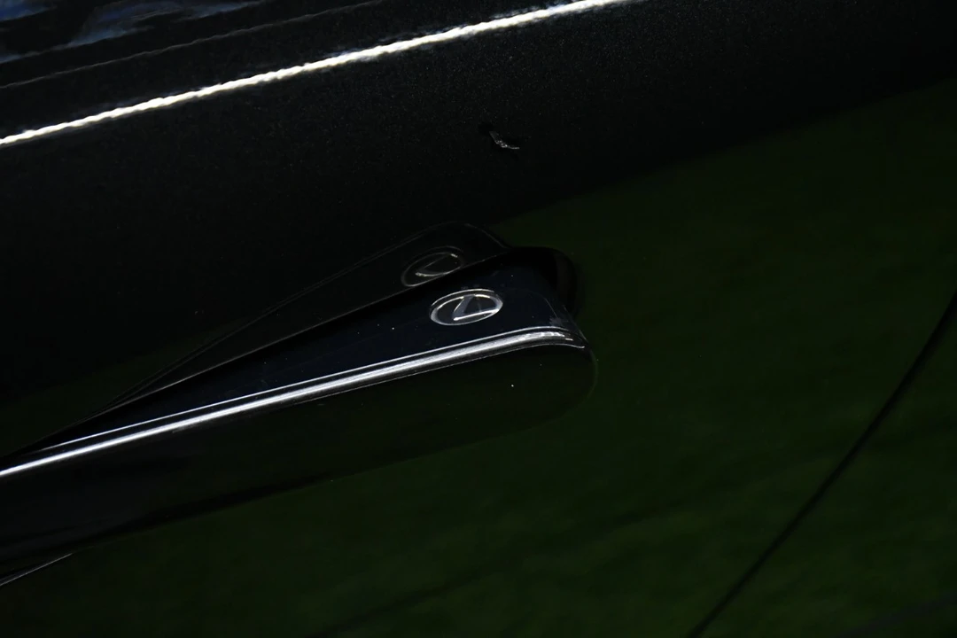 2021 Lexus LC - Image 15 of 21