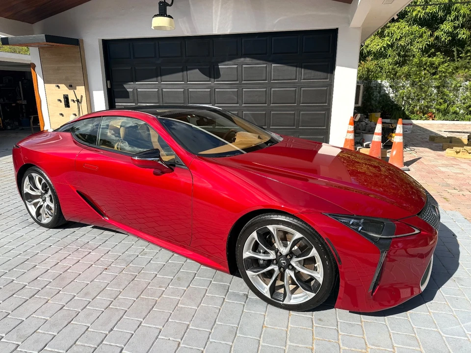2021 Lexus LC - Image 5 of 21