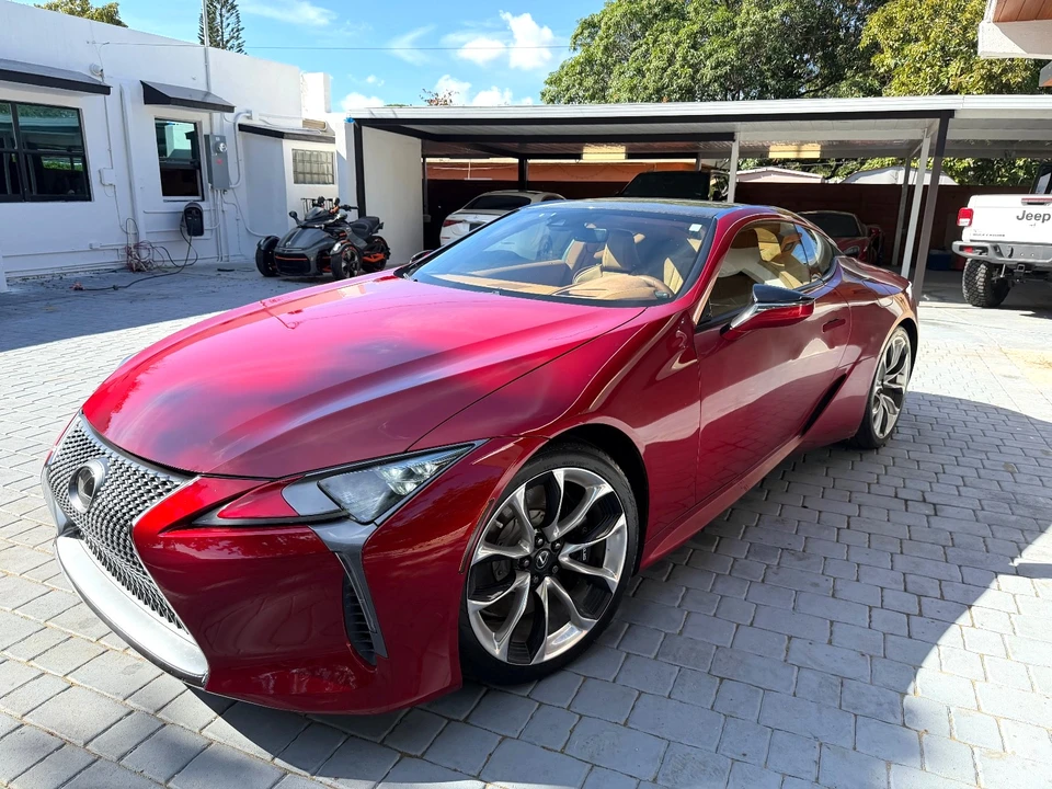2021 Lexus LC - Image 8 of 21