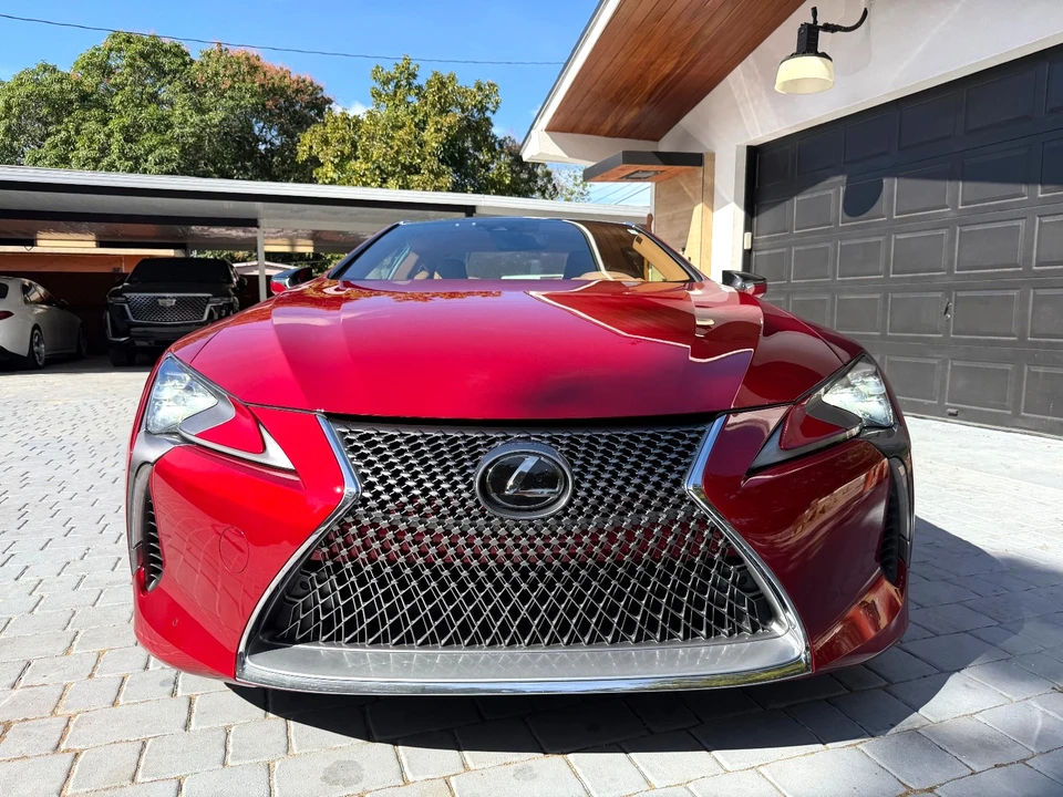 2021 Lexus LC - Image 11 of 21