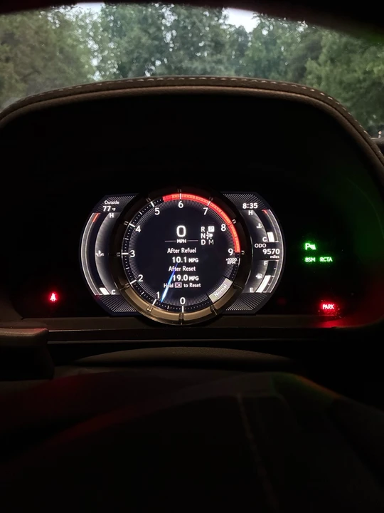 2021 Lexus LC - Image 19 of 21