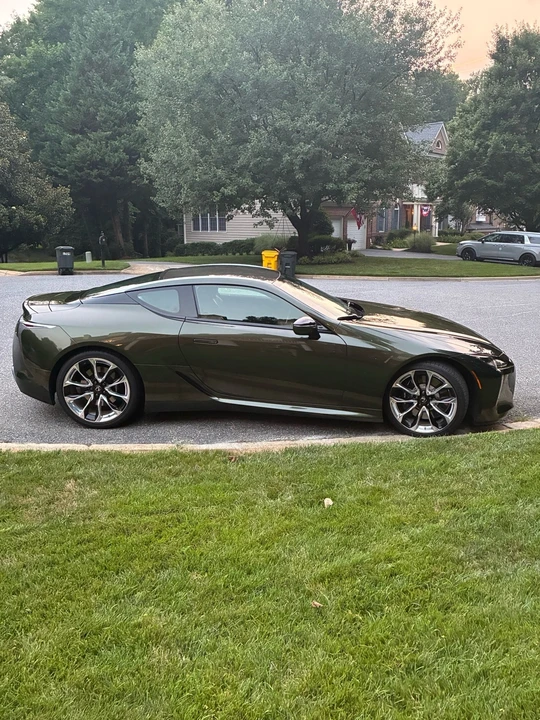 2021 Lexus LC - Image 8 of 21