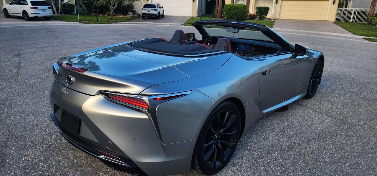 2021 Lexus LC - Image 6 of 31
