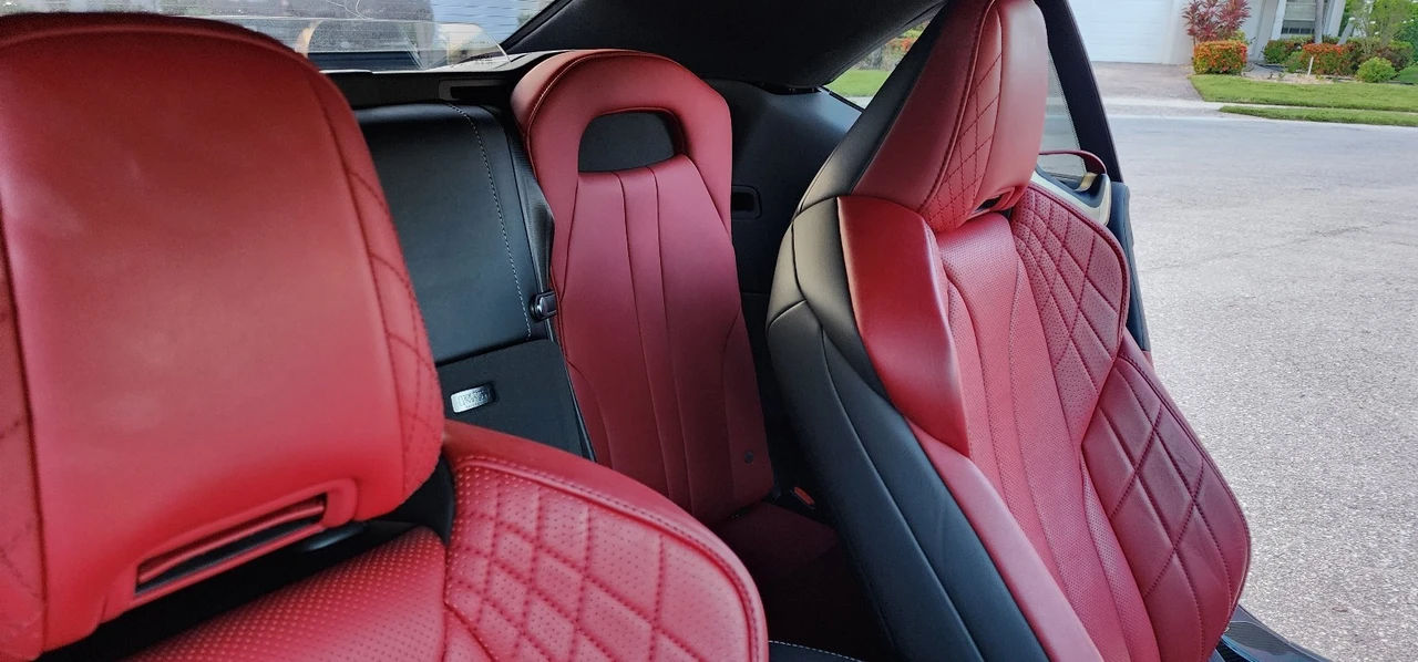 2021 Lexus LC - Image 24 of 31