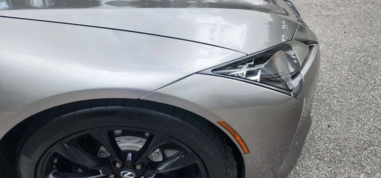 2021 Lexus LC - Image 12 of 31