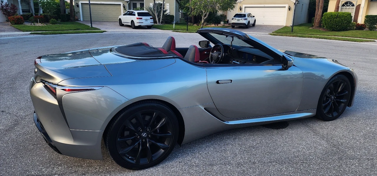 2021 Lexus LC - Image 4 of 31