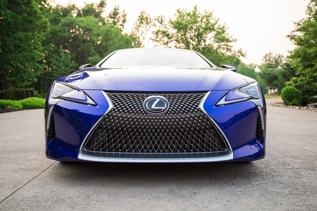 2021 Lexus LC - Image 4 of 31