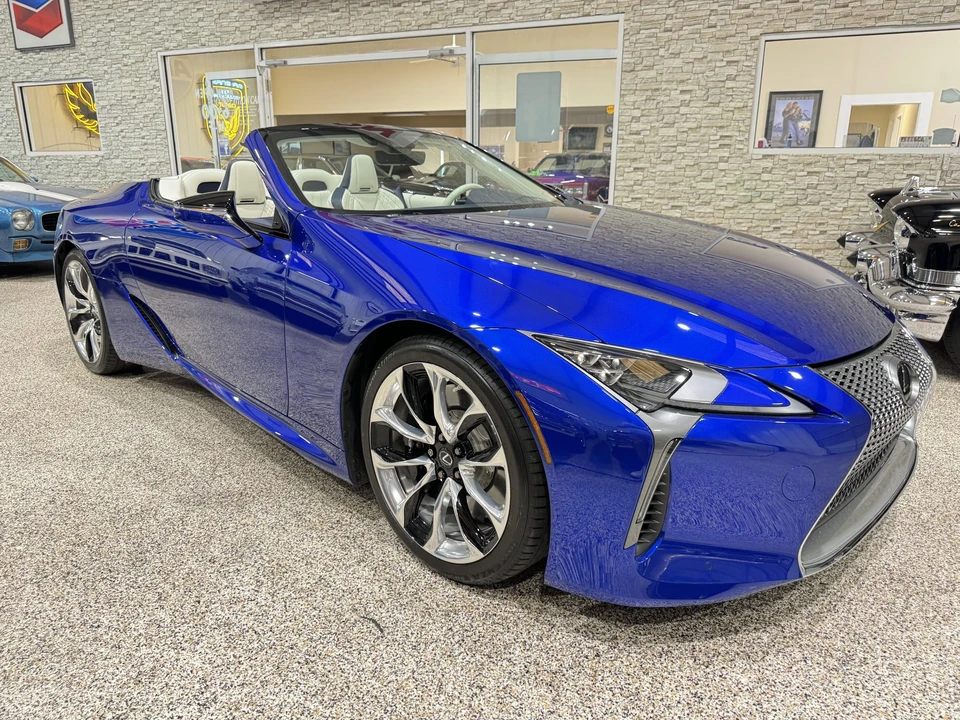 2021 Lexus LC - Image 6 of 31