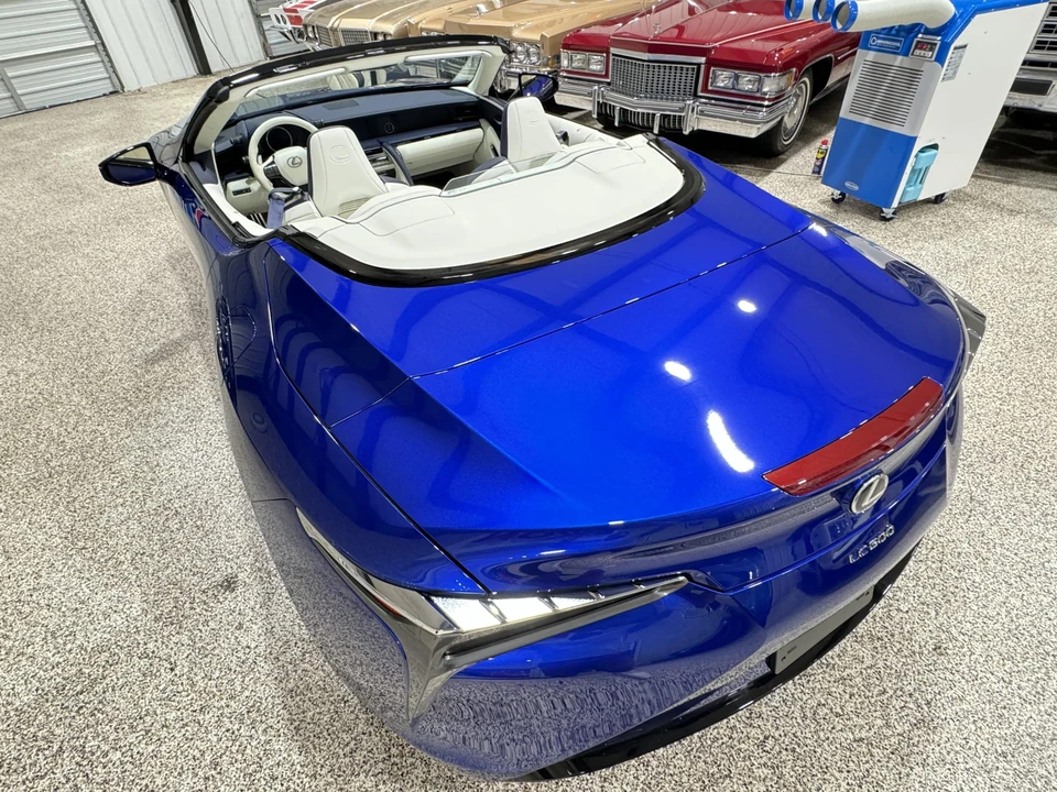 2021 Lexus LC - Image 15 of 31