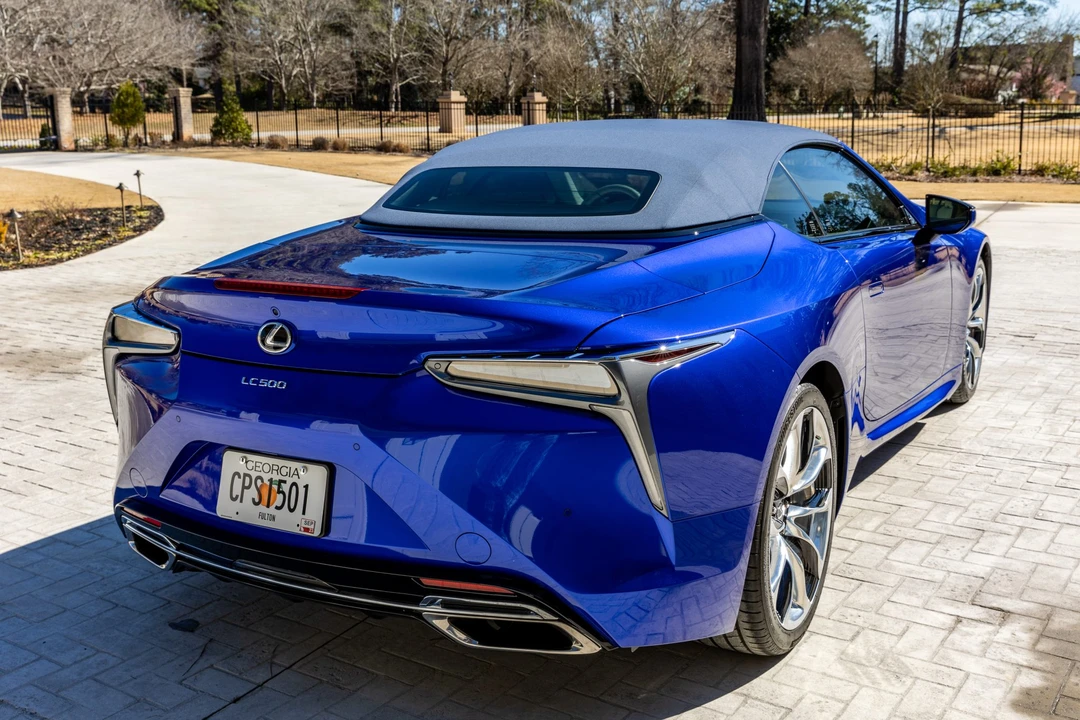2021 Lexus LC - Image 7 of 31