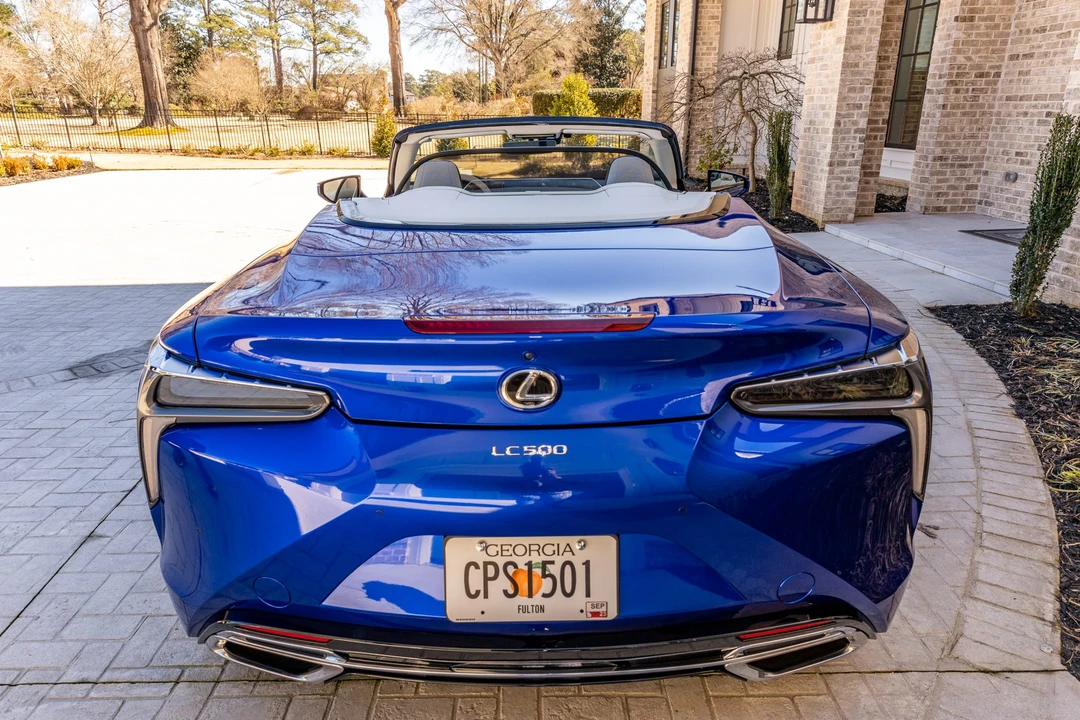 2021 Lexus LC - Image 14 of 31