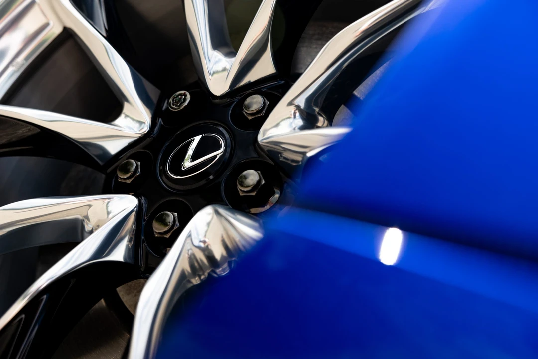 2021 Lexus LC - Image 23 of 31