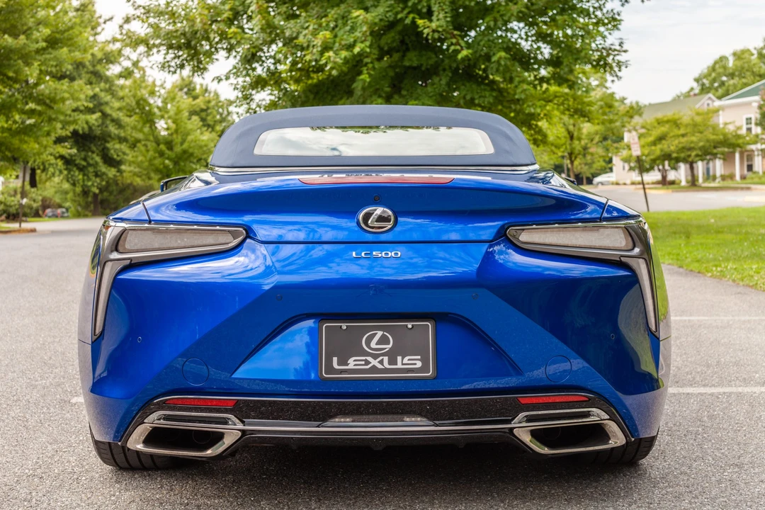 2021 Lexus LC - Image 5 of 31