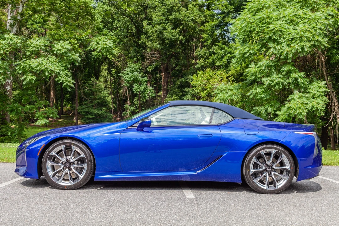 2021 Lexus LC - Image 3 of 31