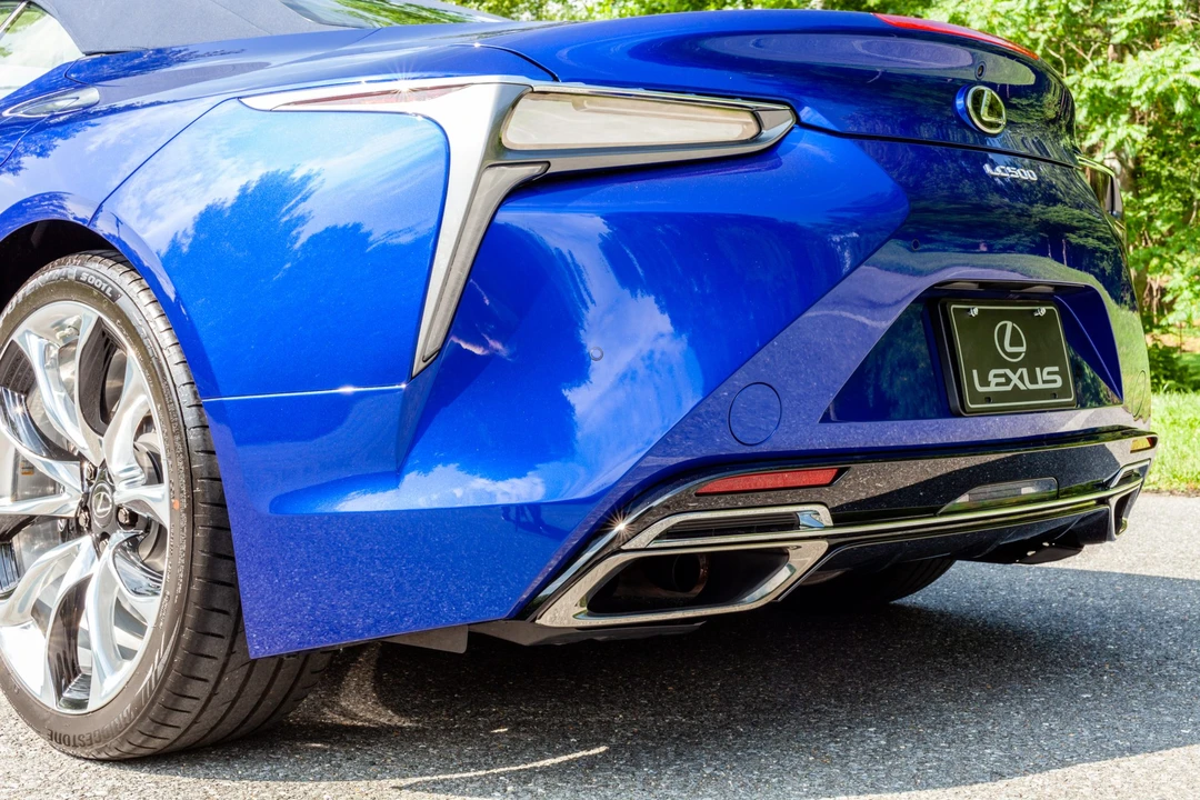 2021 Lexus LC - Image 15 of 31