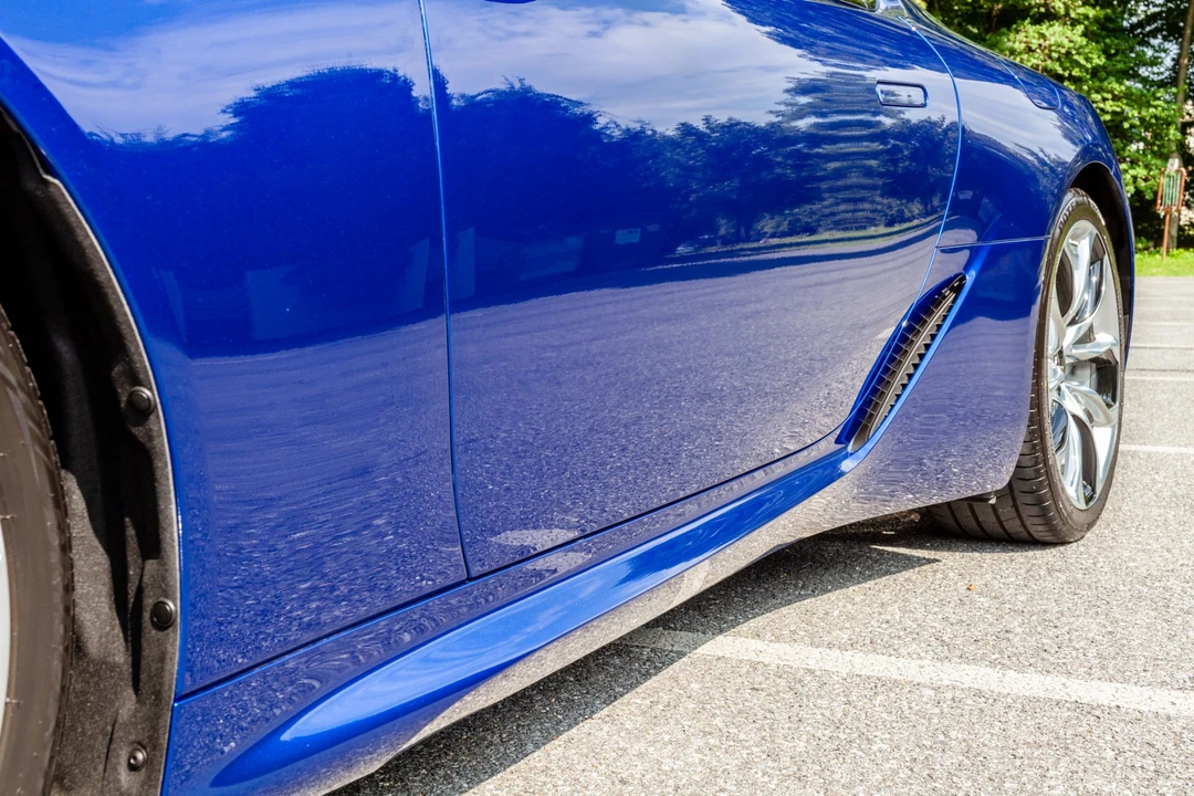 2021 Lexus LC - Image 18 of 31