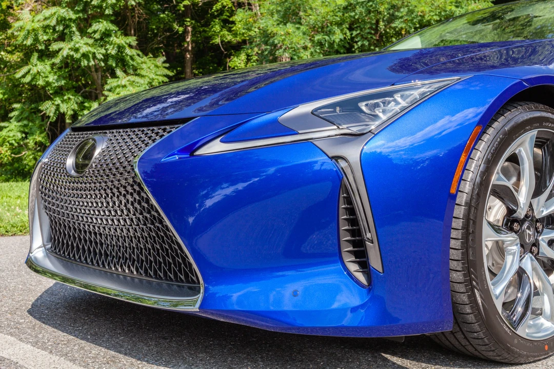 2021 Lexus LC - Image 21 of 31
