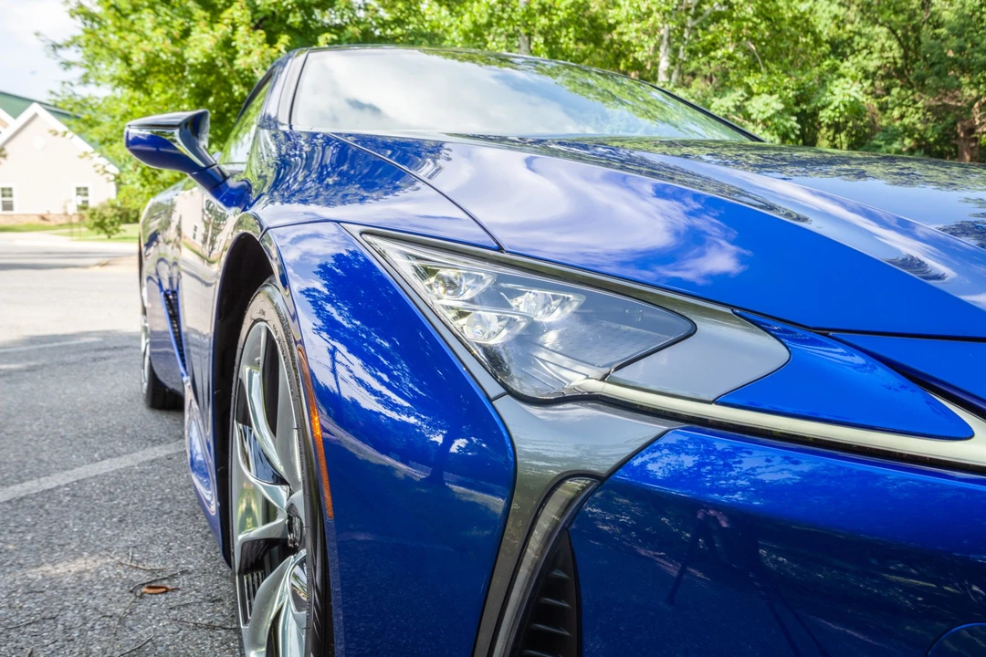 2021 Lexus LC - Image 23 of 31