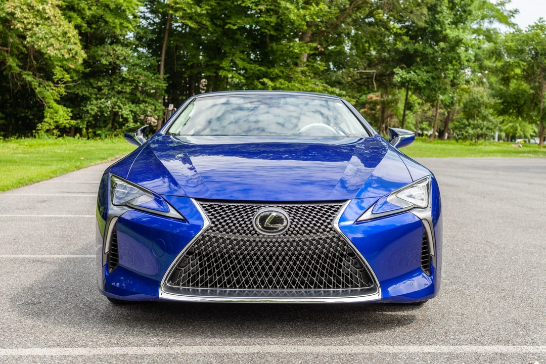 2021 Lexus LC - Image 9 of 31