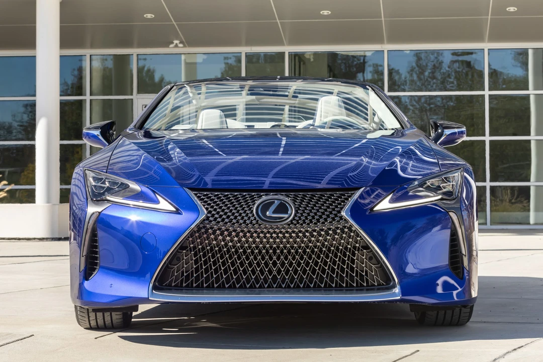2021 Lexus LC - Image 4 of 31