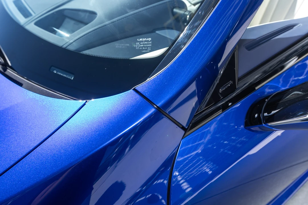2021 Lexus LC - Image 26 of 31