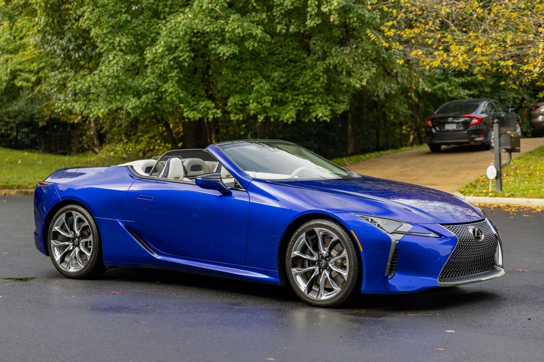 2021 Lexus LC - Image 4 of 31