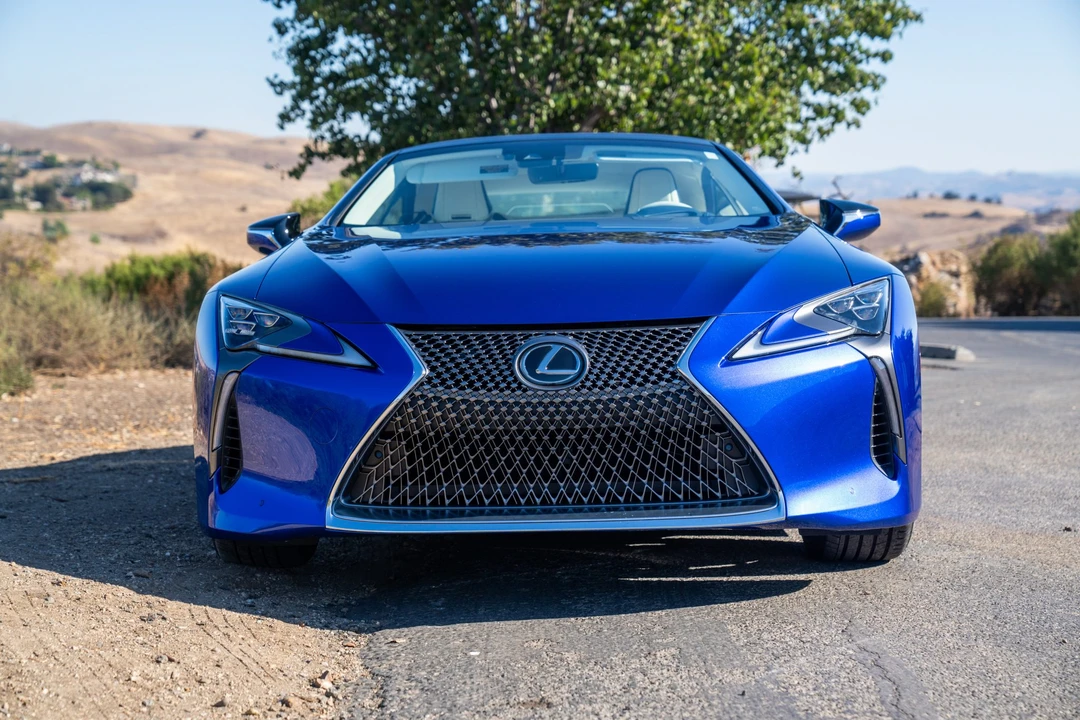2021 Lexus LC - Image 10 of 31