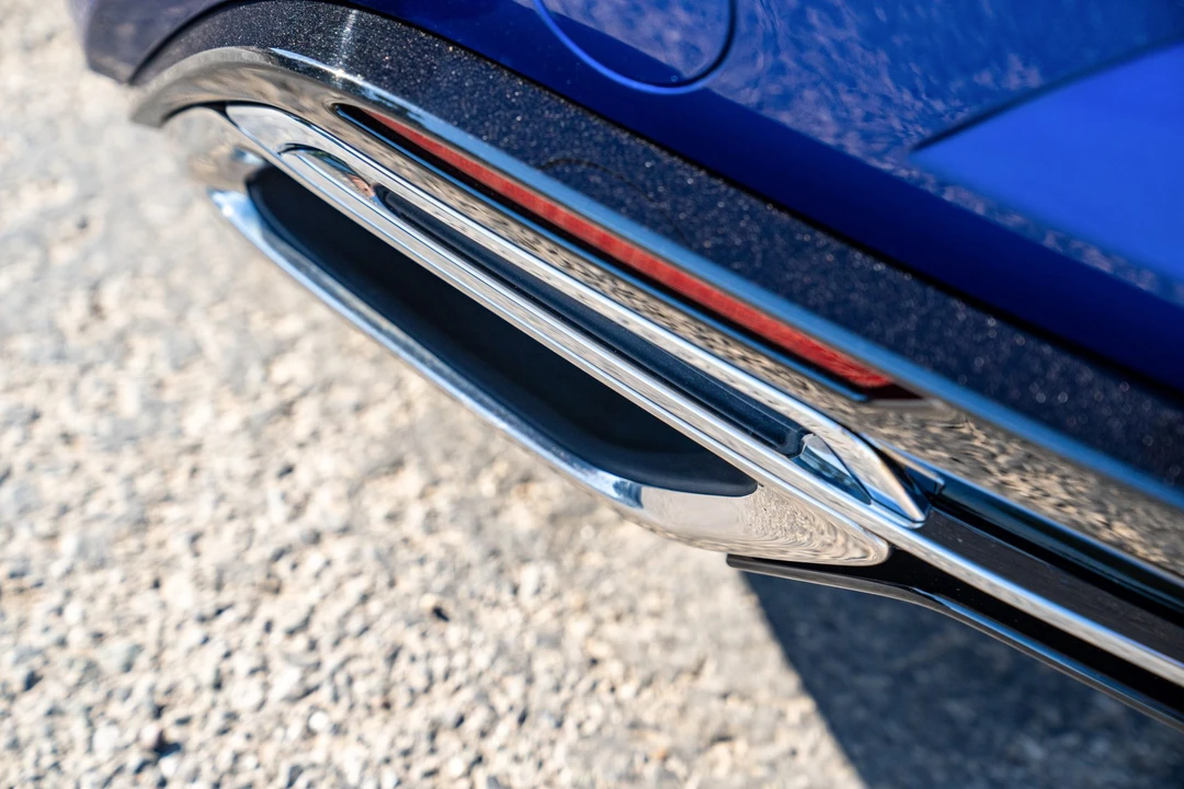 2021 Lexus LC - Image 23 of 31