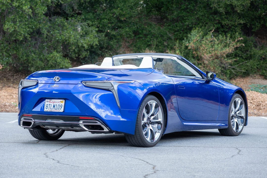 2021 Lexus LC - Image 6 of 31