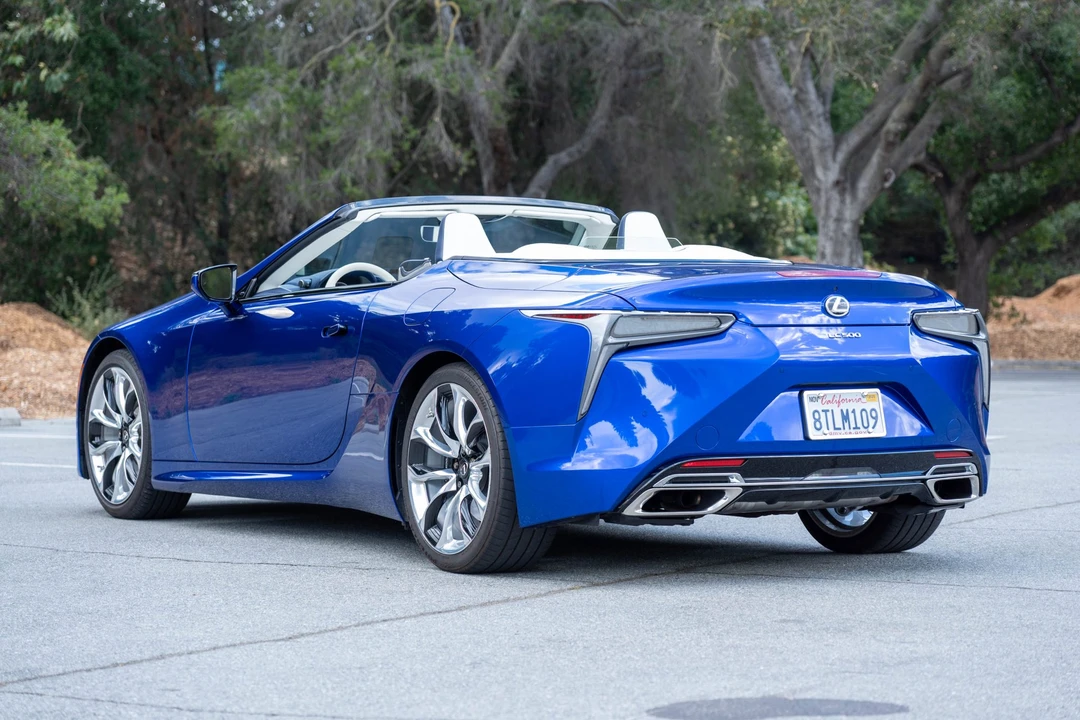 2021 Lexus LC - Image 4 of 31