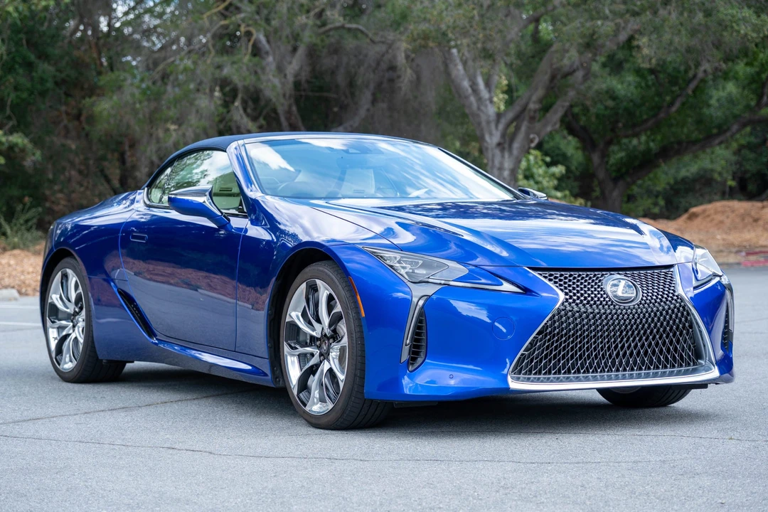 2021 Lexus LC - Image 15 of 31