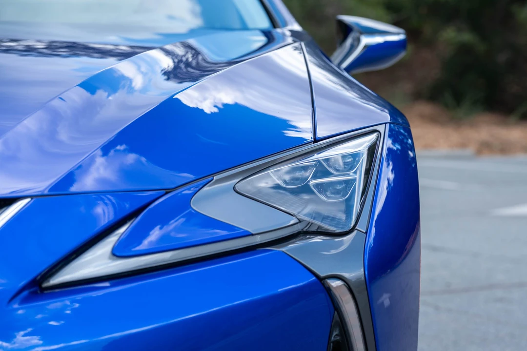 2021 Lexus LC - Image 19 of 31
