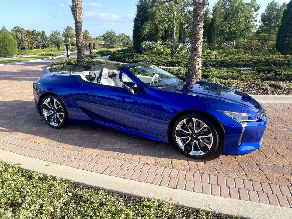 2021 Lexus LC - Image 3 of 31