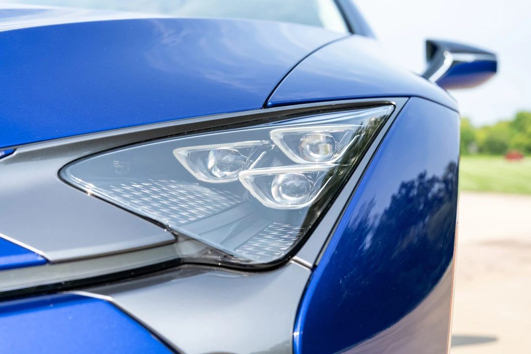 2021 Lexus LC - Image 22 of 31