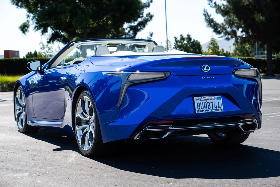 2021 Lexus LC - Image 15 of 31